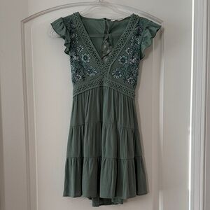 EUC Mi Ami appliqué dress, xs